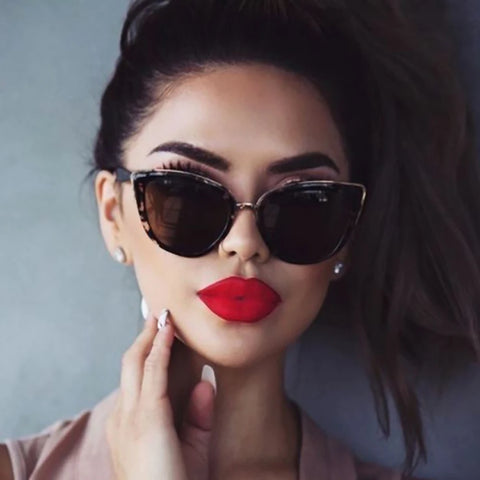 (701) Cat Eye Sunglasses - Retro Vintage Gradient Glasses for Women - LMUSELIFE