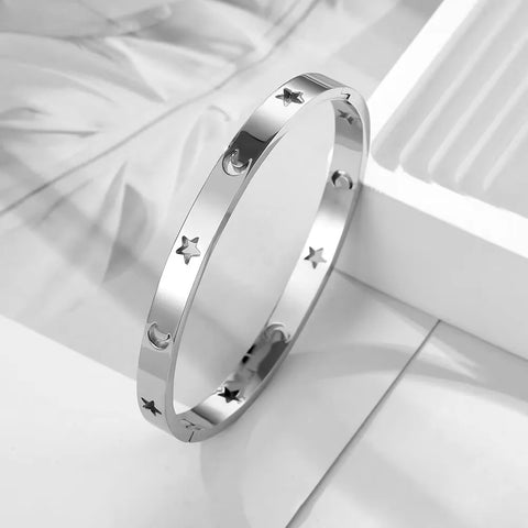 Cartier-Inspired Crystal Love Bracelet – Elegant Stainless Steel Charm for Women